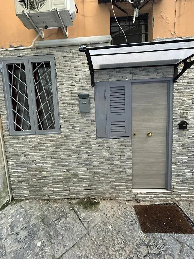 Mini House Vicoletto Pontenuovo 41 Apartment Naples